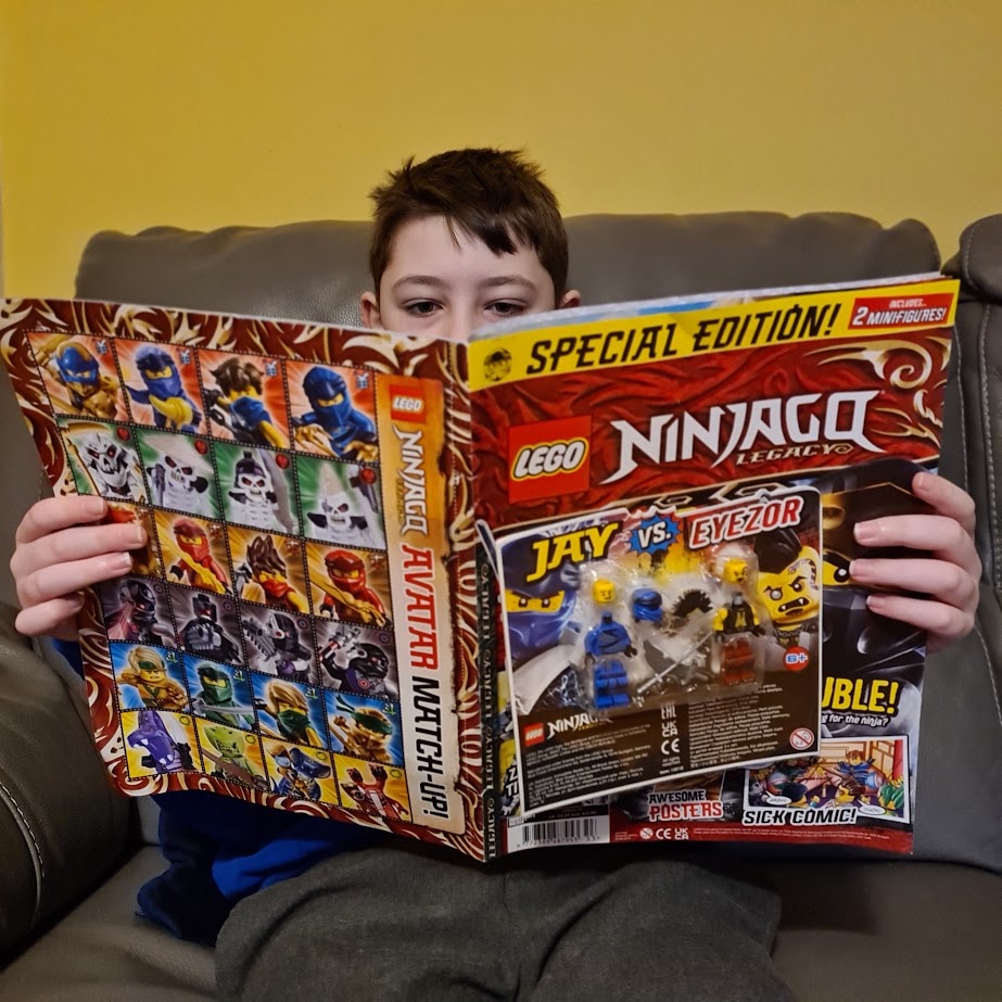 Lego & Magazines - The perfect partnership