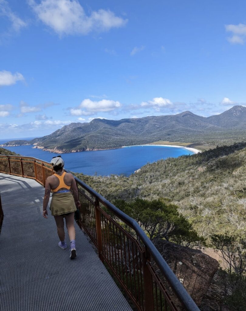 Discover Freycinet National Park: Your Ultimate Guide to Tasmania's Natural Wonders.